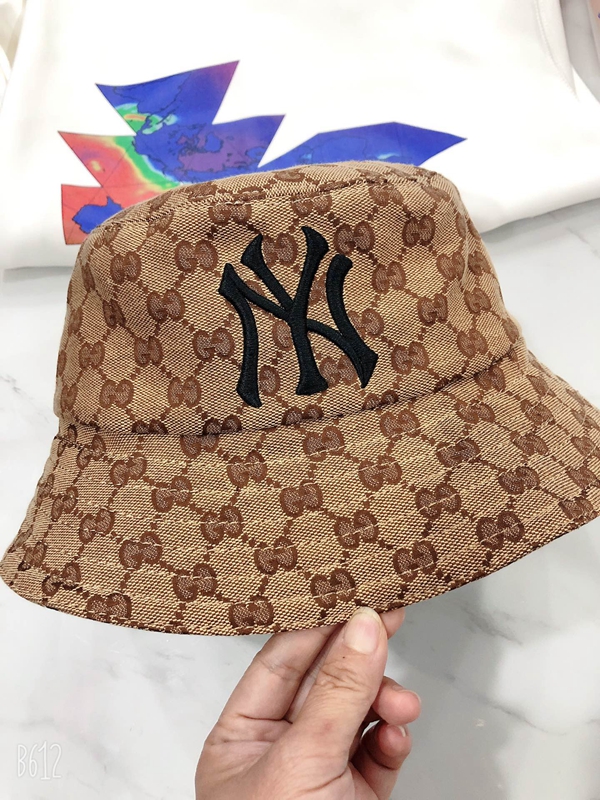 ブランド帽子背面デザイン